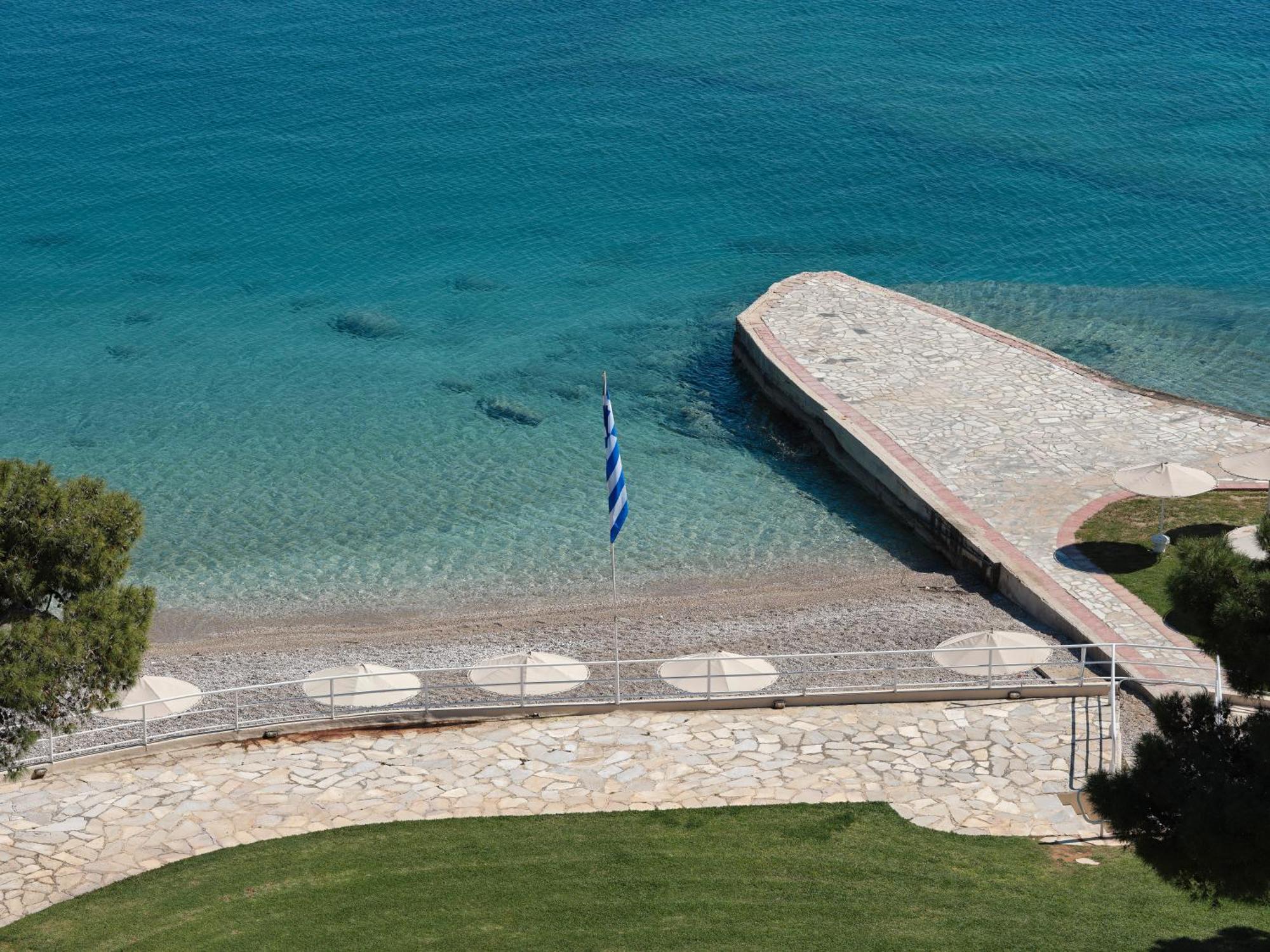 Kalamaki Beach Resort Isthmia Exterior photo