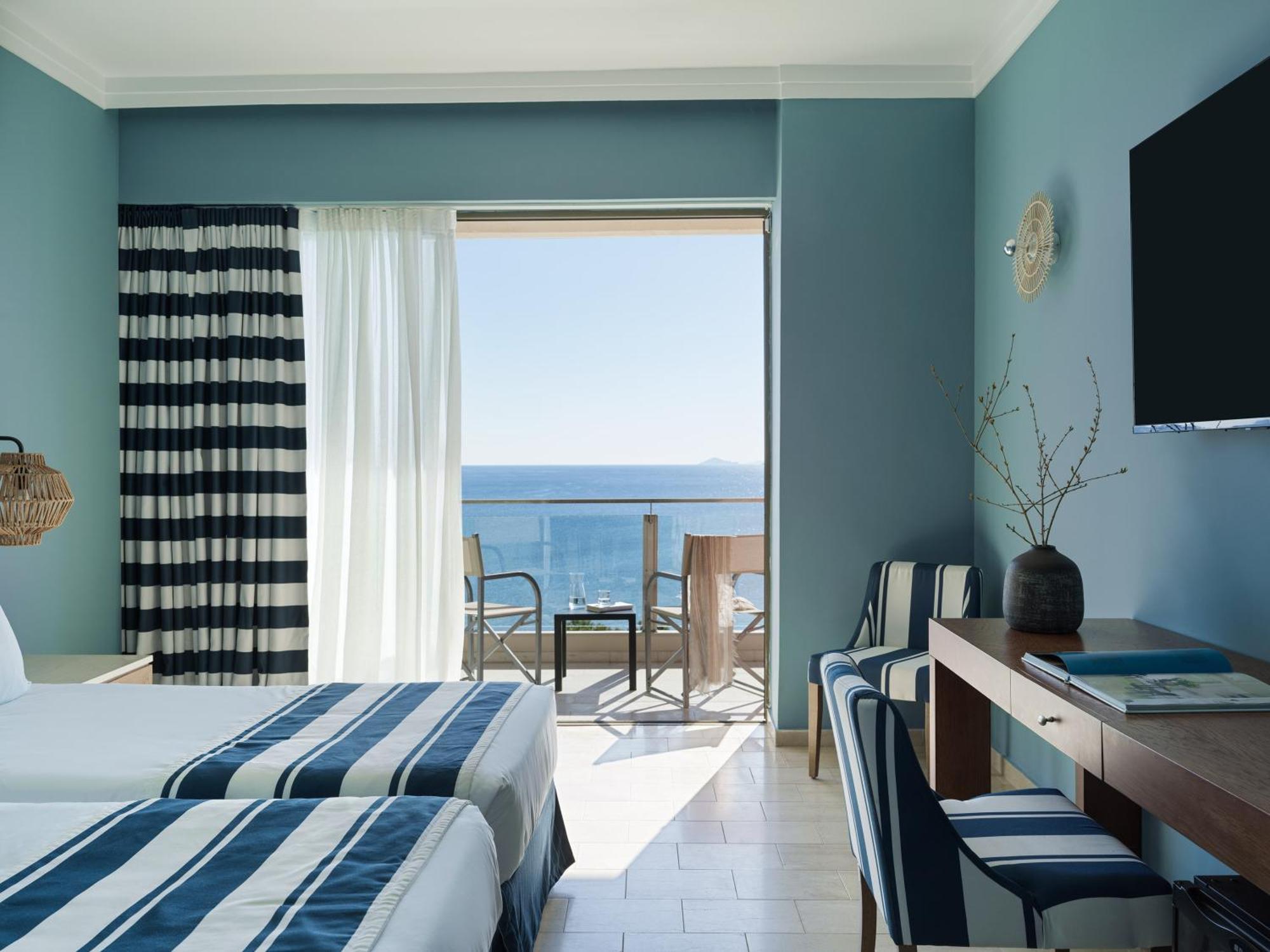Kalamaki Beach Resort Isthmia Exterior photo